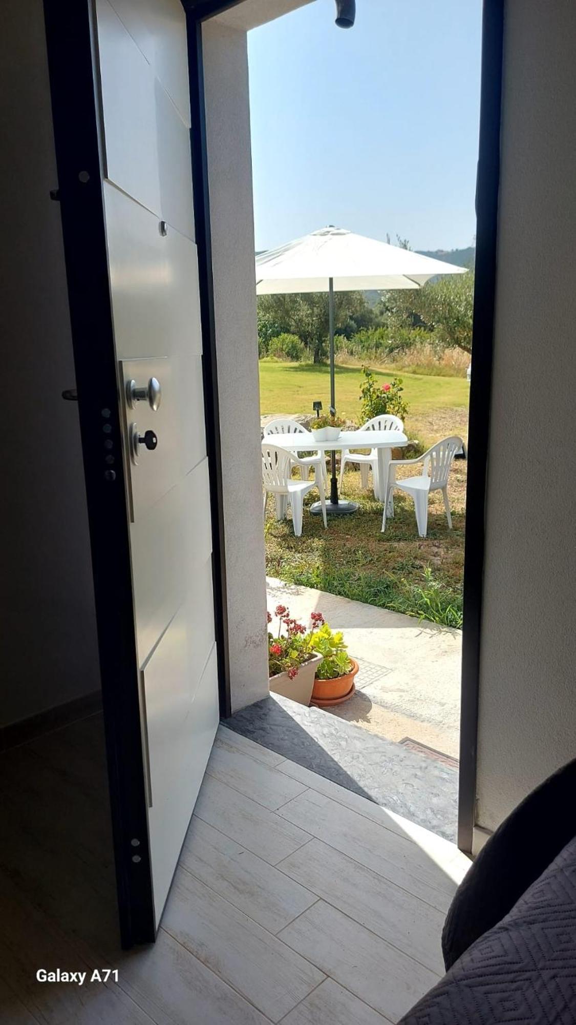 B&B Sensorial Experience Villamassargia Exterior foto
