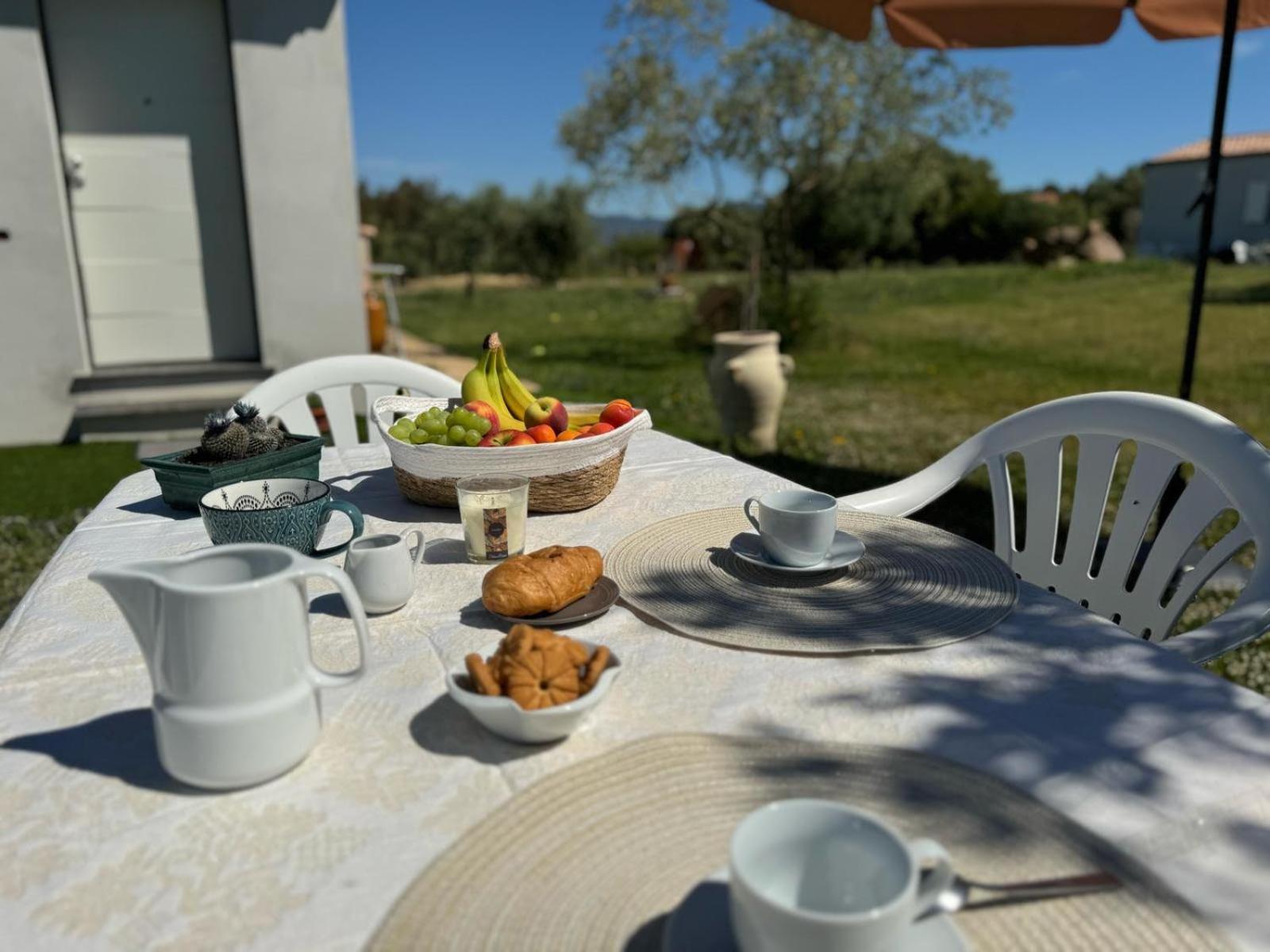 B&B Sensorial Experience Villamassargia Exterior foto
